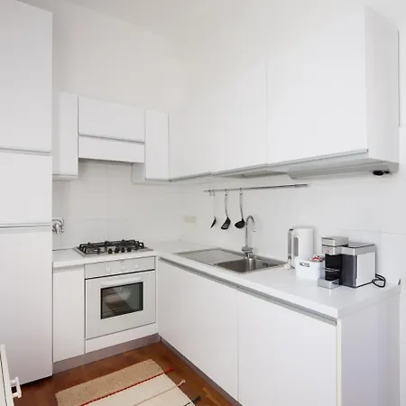 Triestevillas Ghetto Avantgarde 90 Apartment